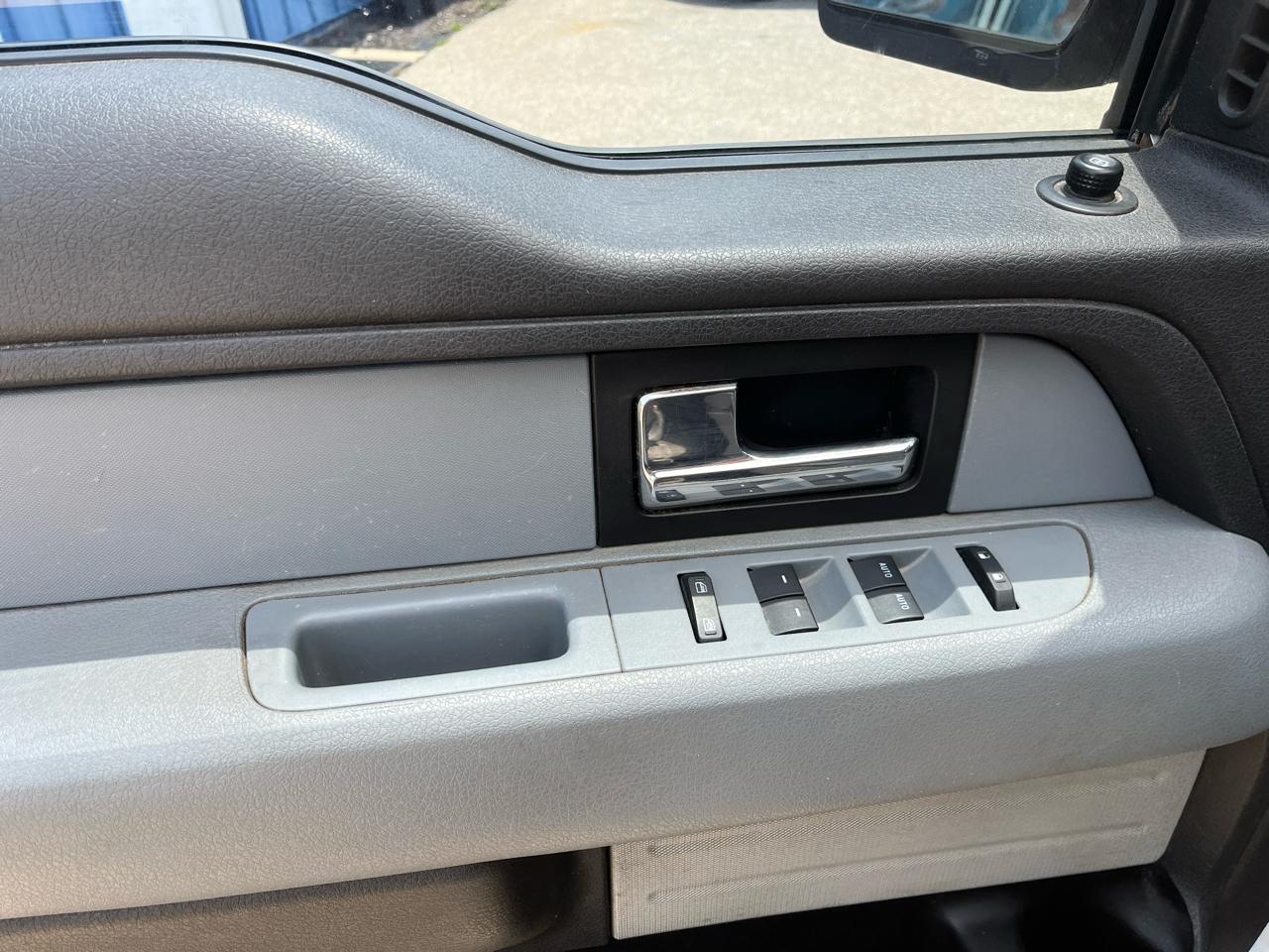 Ford F-150 2WD SuperCab 145" XLT 2014