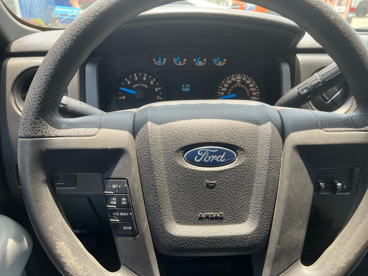 Ford F-150 2WD SuperCab 145" XLT 2014