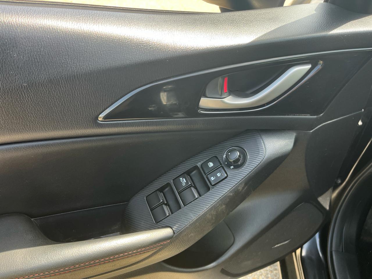 Mazda MAZDA3 5dr HB Man i Grand Touring 2015