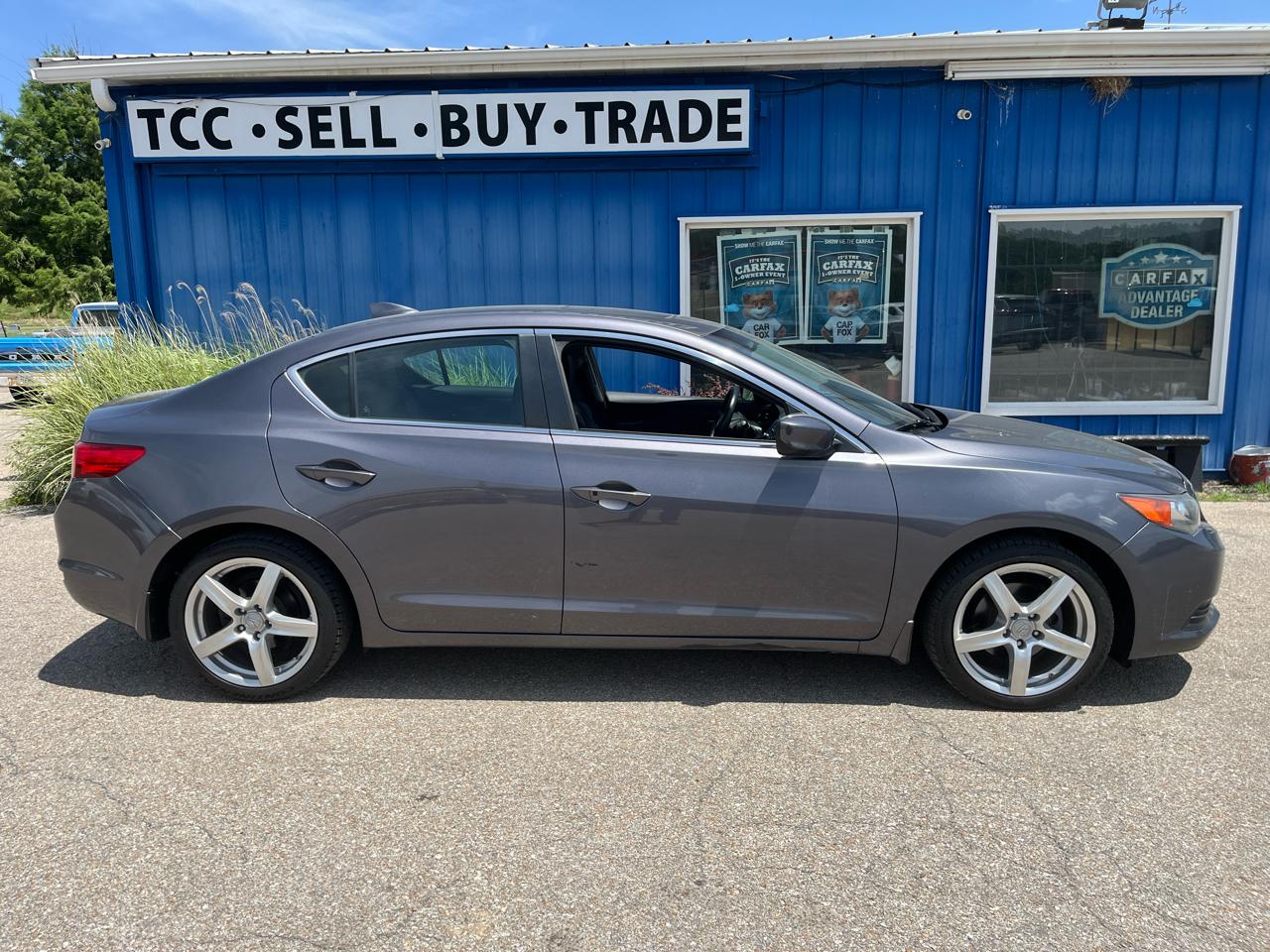 Acura ILX 4dr Sdn 2.0L 2015