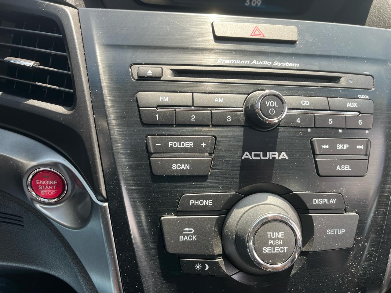 Acura ILX 4dr Sdn 2.0L 2015