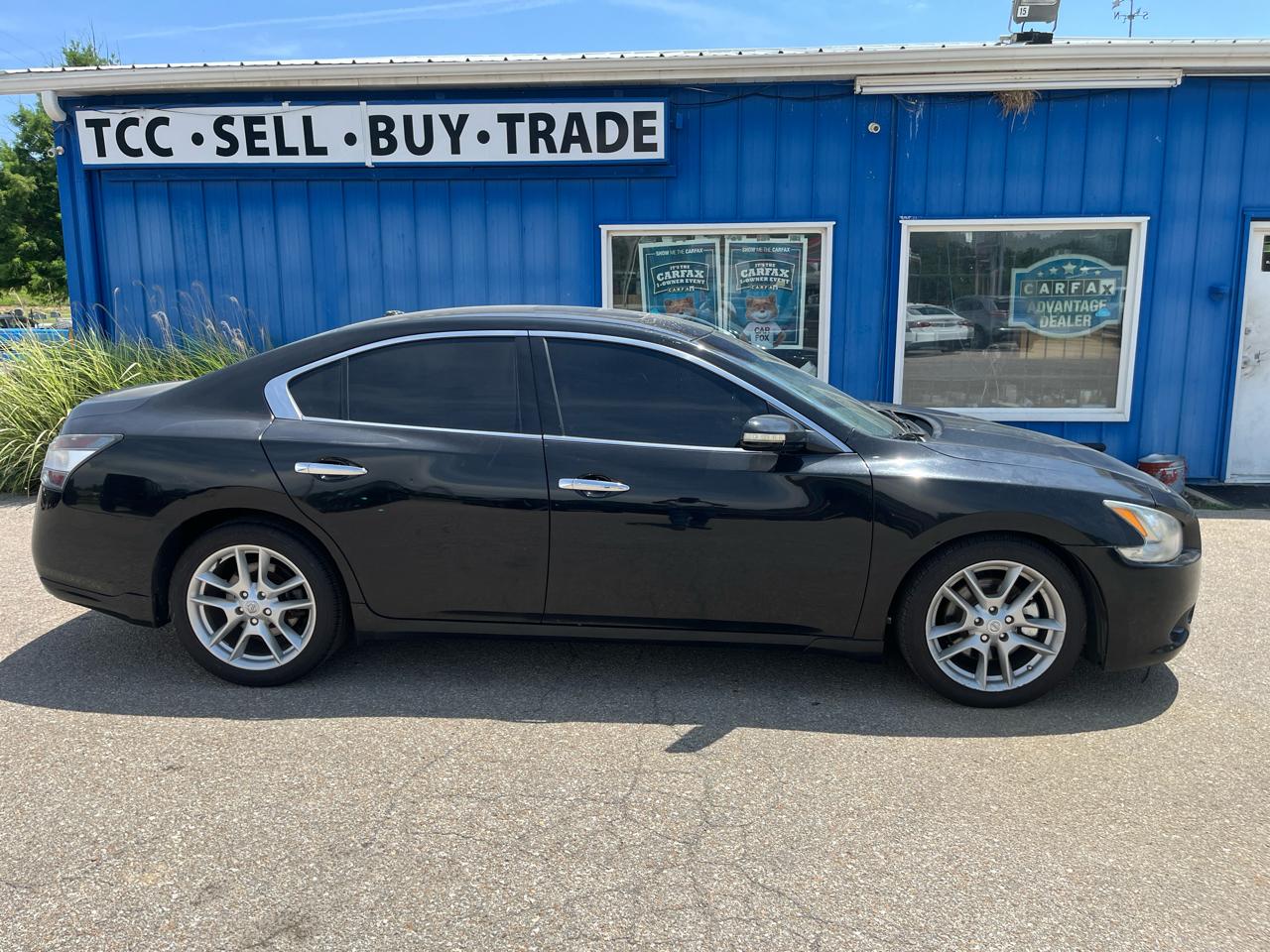 Nissan Maxima 4dr Sdn V6 CVT 3.5 SV 2010