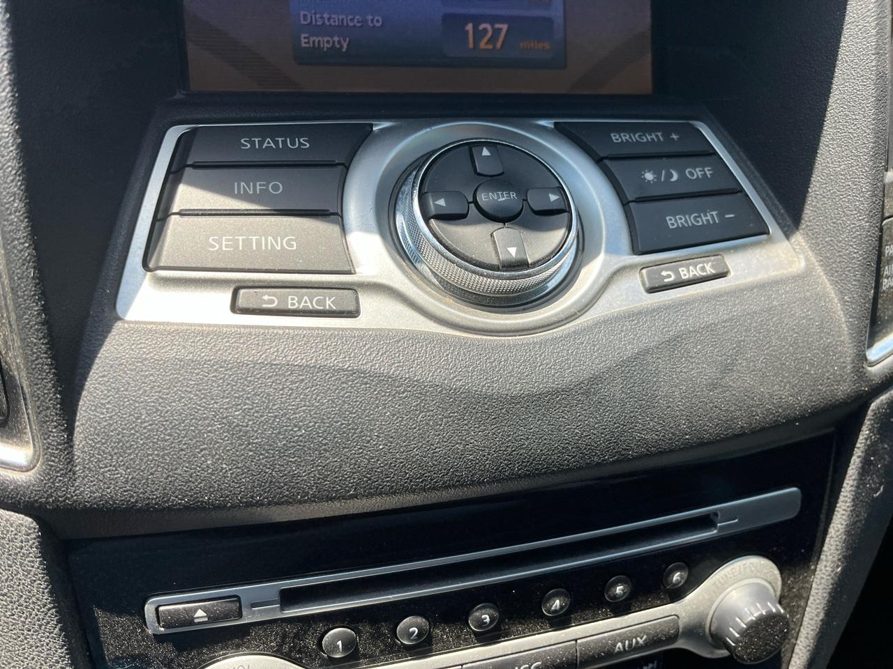 Nissan Maxima 4dr Sdn V6 CVT 3.5 SV 2010