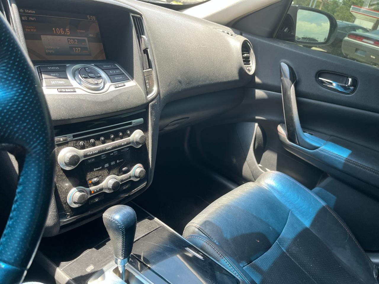 Nissan Maxima 4dr Sdn V6 CVT 3.5 SV 2010