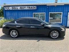 2010 Nissan Maxima 