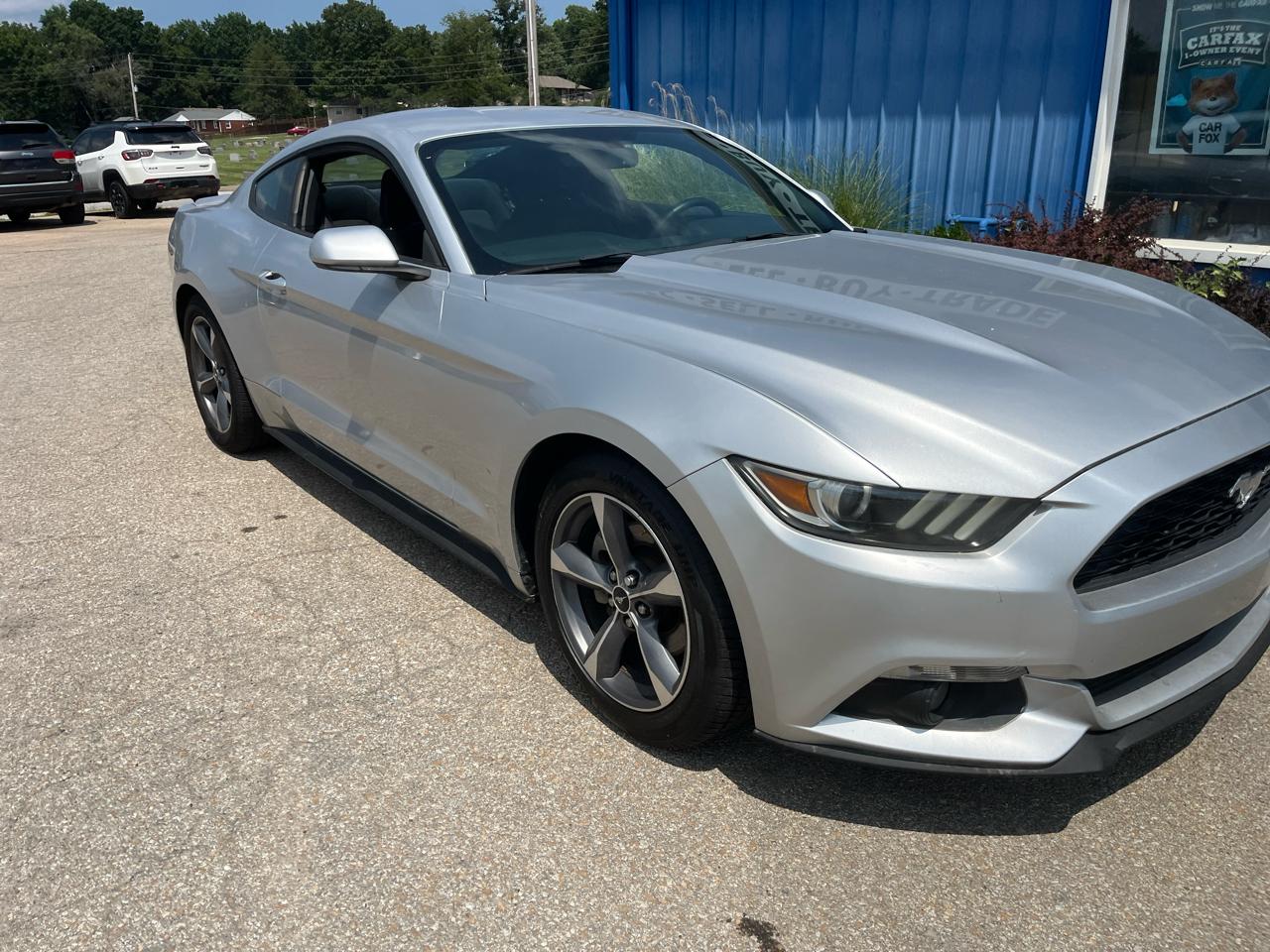 Ford Mustang 2dr Fastback V6 2015