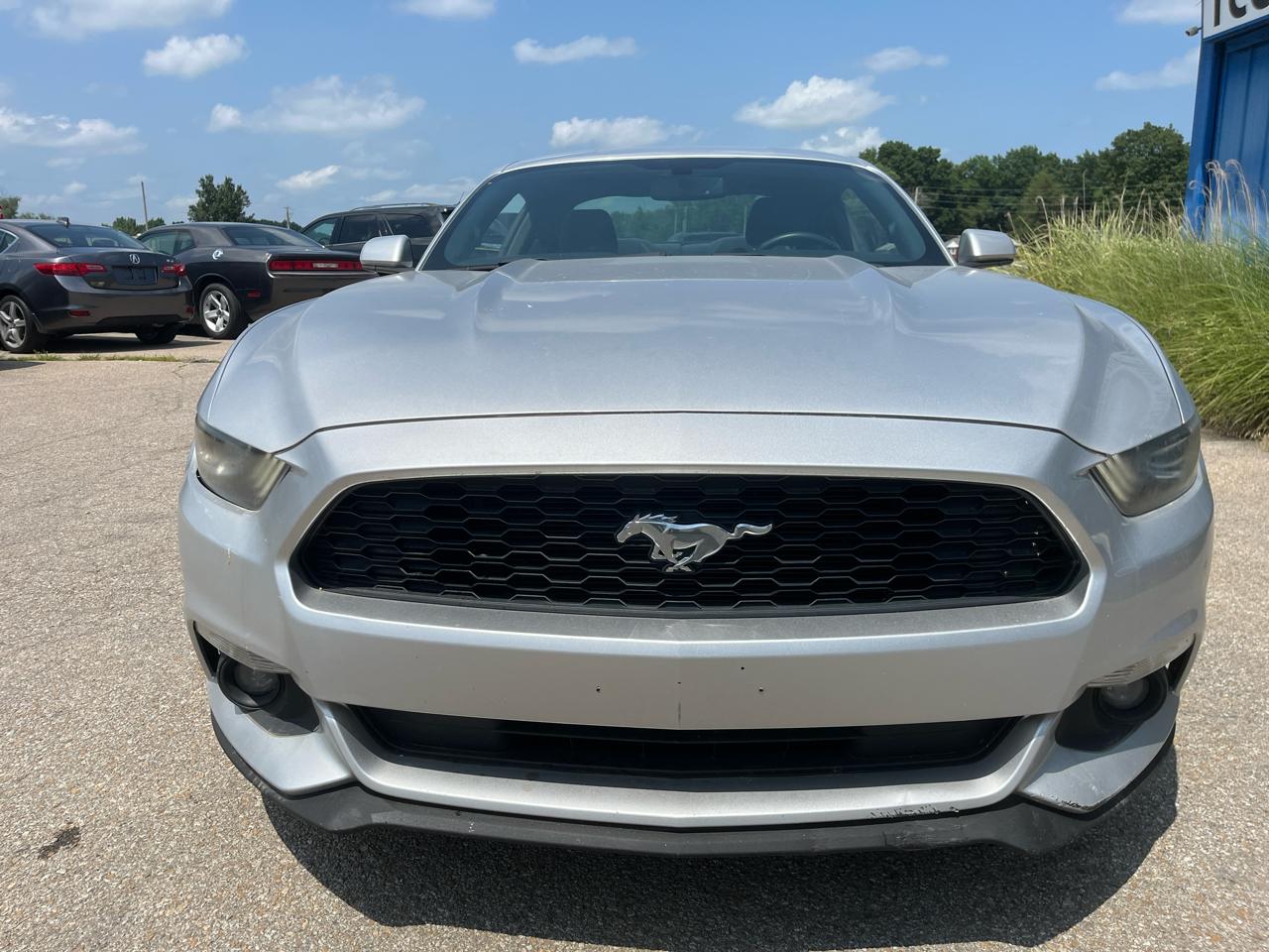 Ford Mustang 2dr Fastback V6 2015