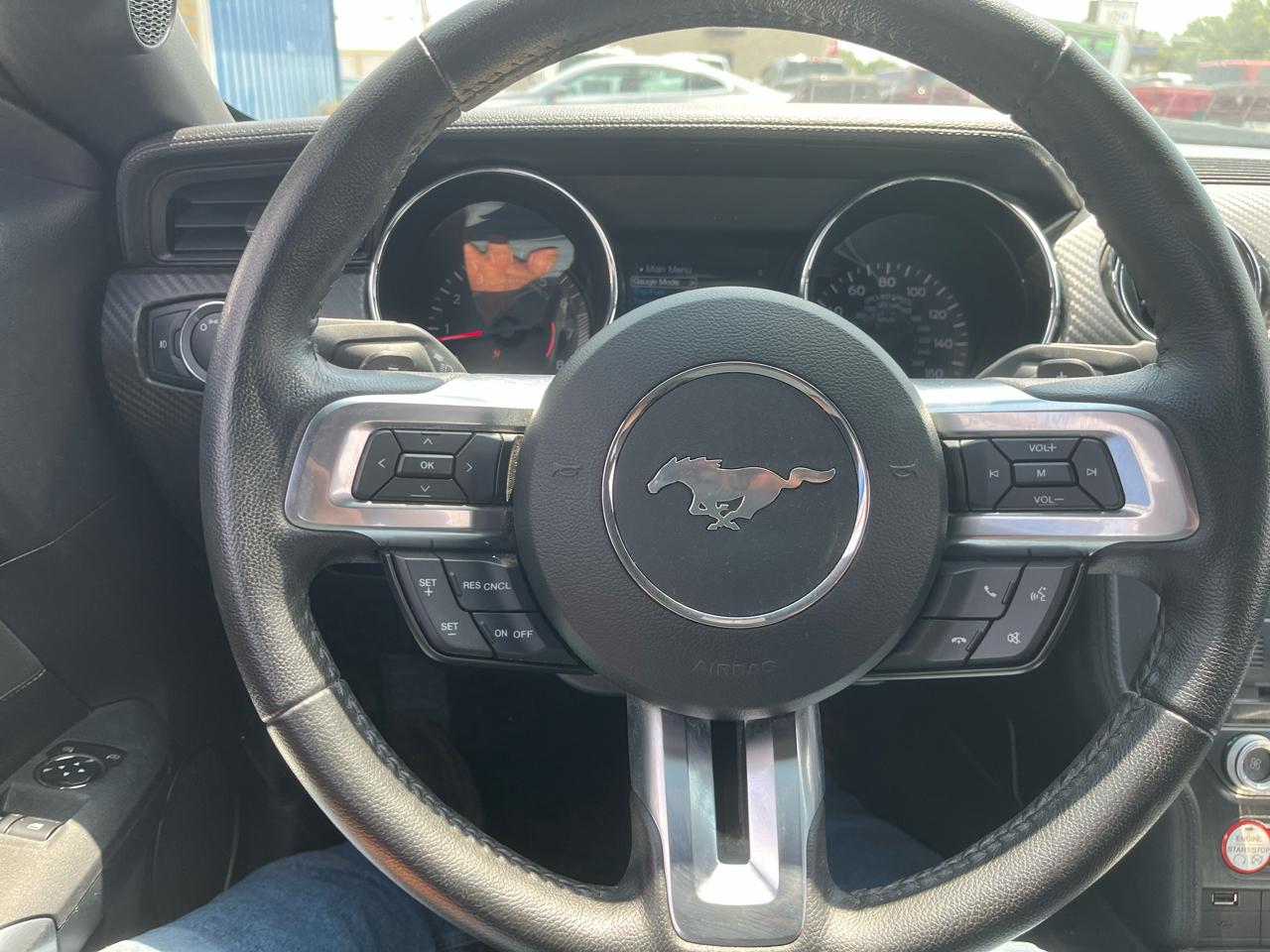 Ford Mustang 2dr Fastback V6 2015