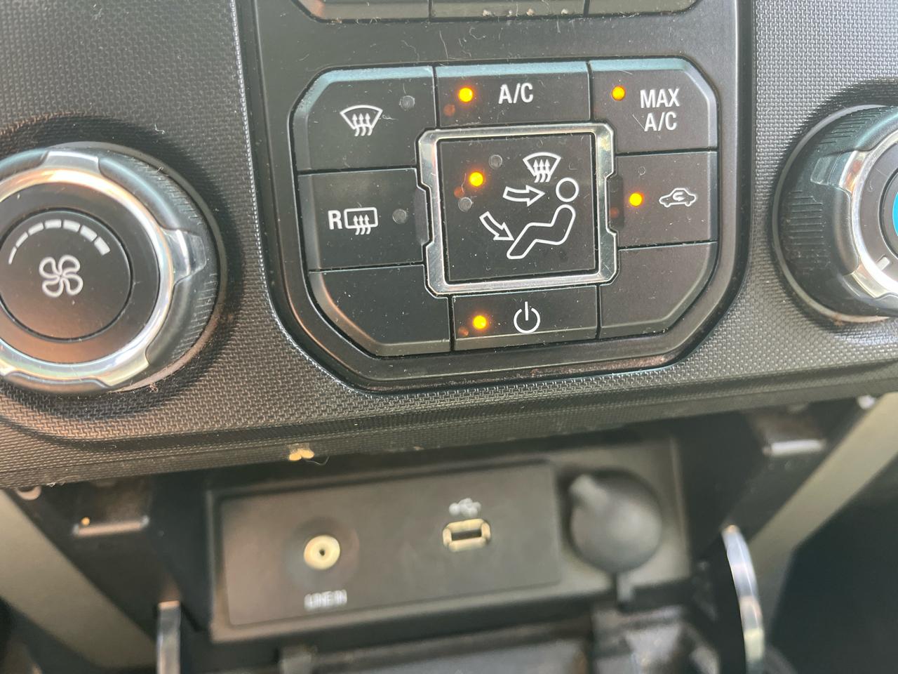 Ford F-150 4WD SuperCrew 139" XLT 2014