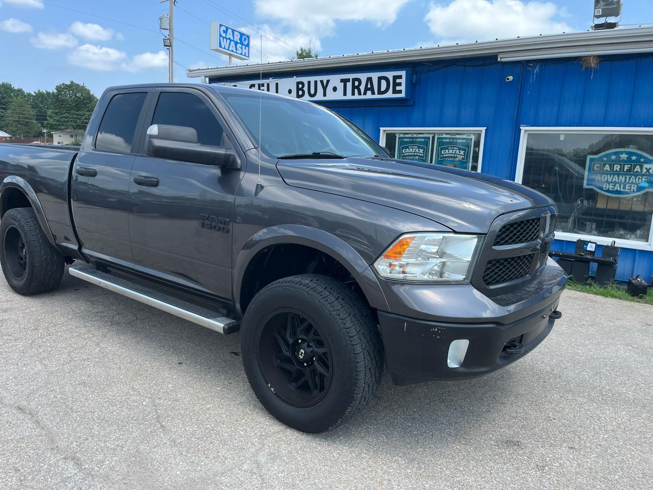 RAM 1500 4WD Quad Cab 140.5" Outdoorsman 2017