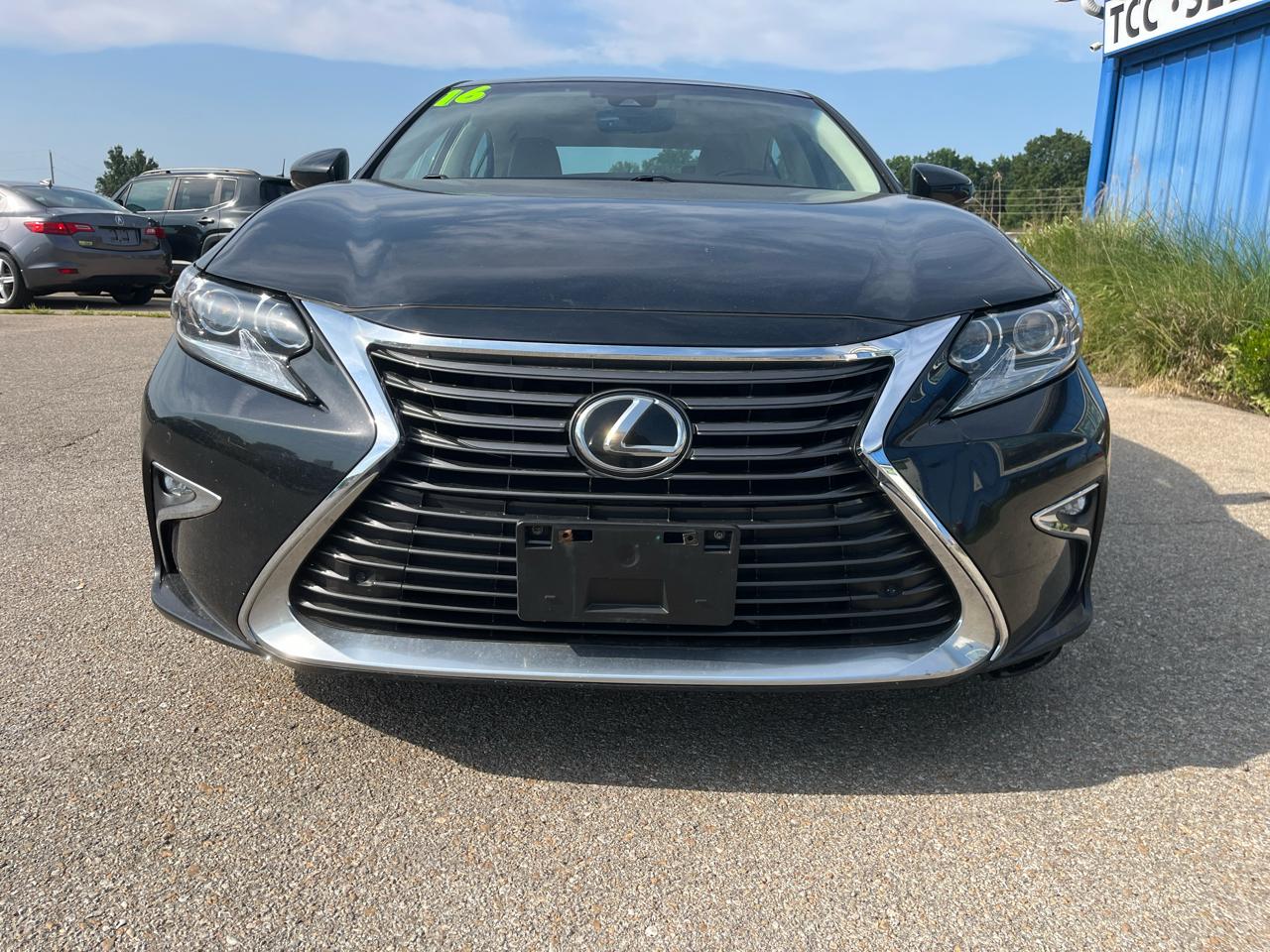 Lexus ES 350 4dr Sdn 2016