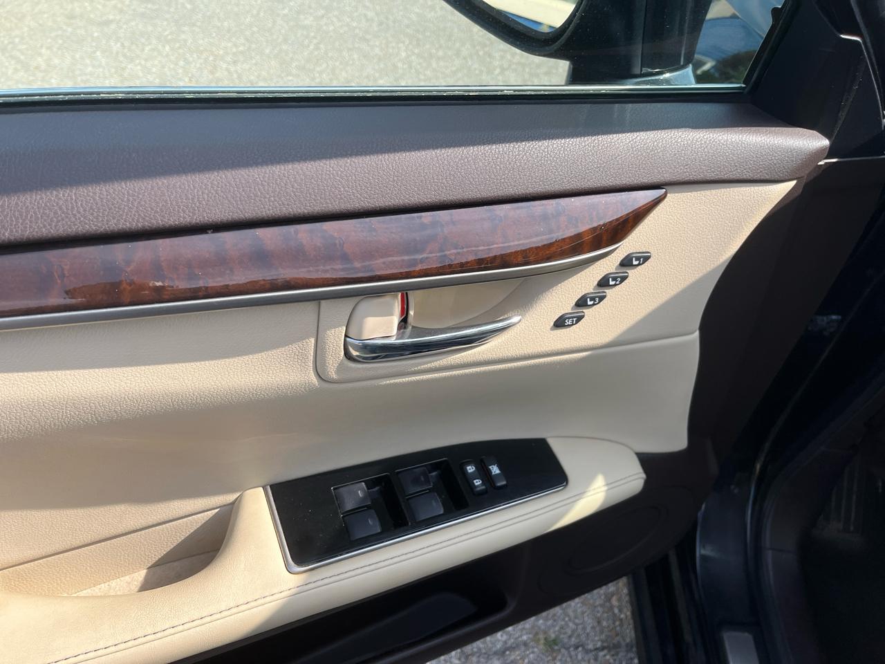 Lexus ES 350 4dr Sdn 2016