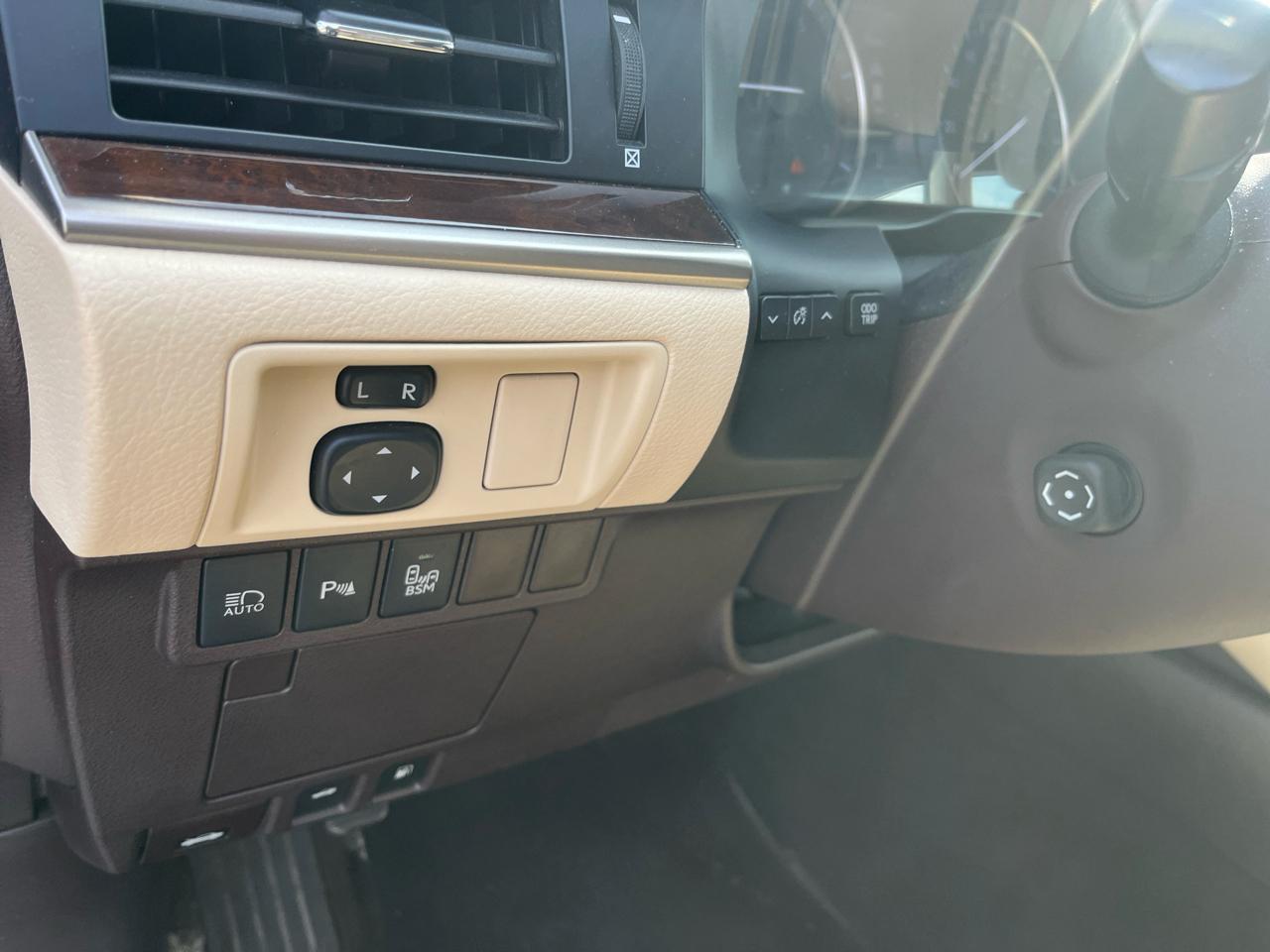 Lexus ES 350 4dr Sdn 2016