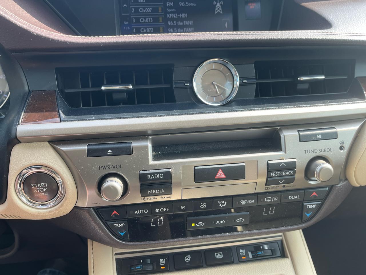 Lexus ES 350 4dr Sdn 2016