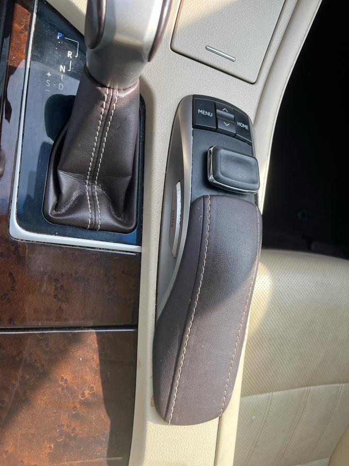 Lexus ES 350 4dr Sdn 2016