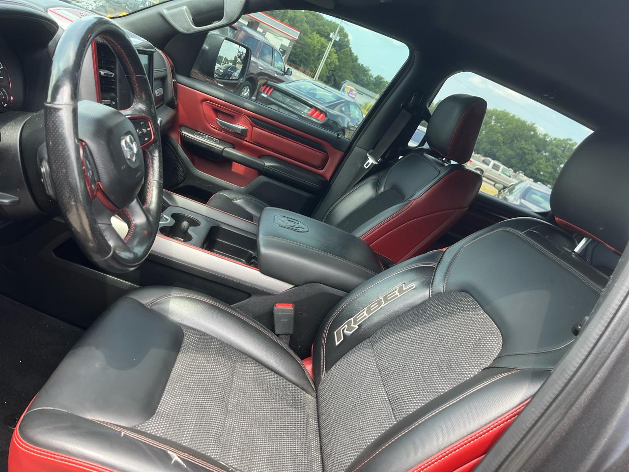 RAM 1500 Rebel 4x4 Crew Cab 5'7" Box 2019
