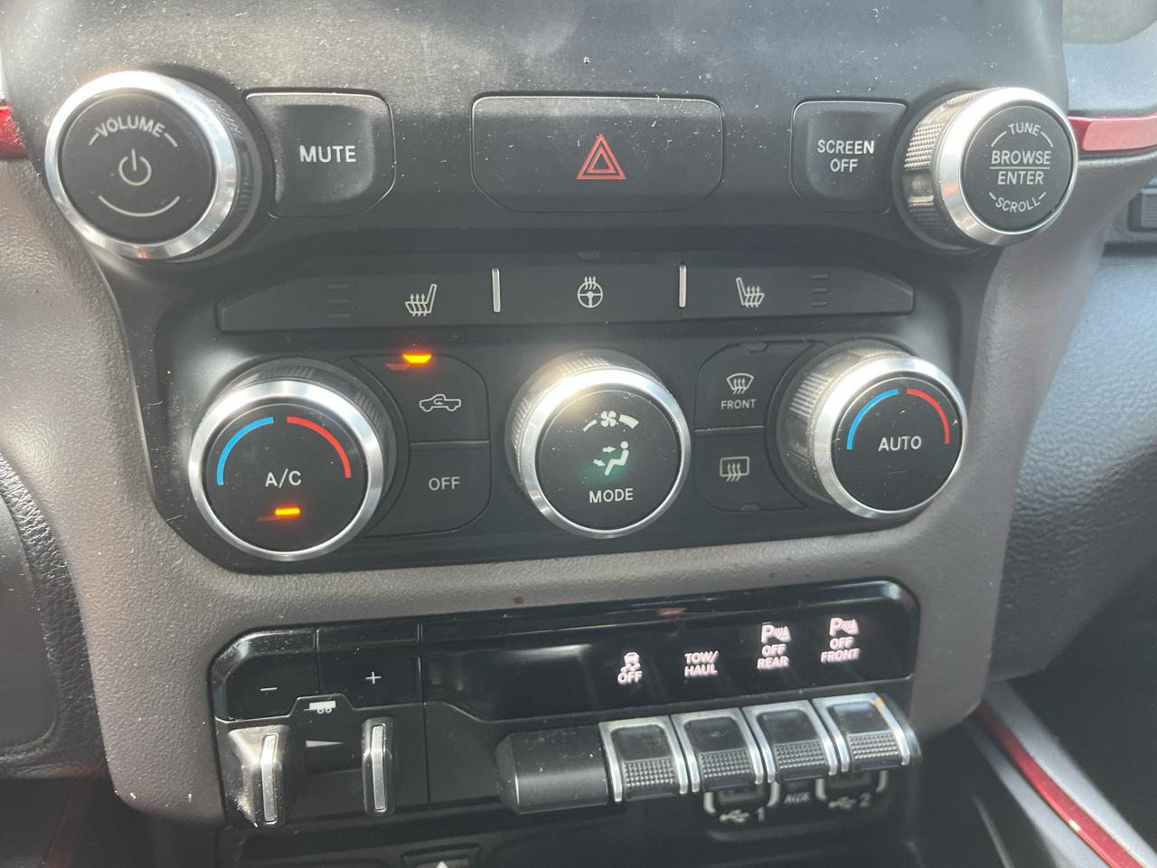 RAM 1500 Rebel 4x4 Crew Cab 5'7" Box 2019