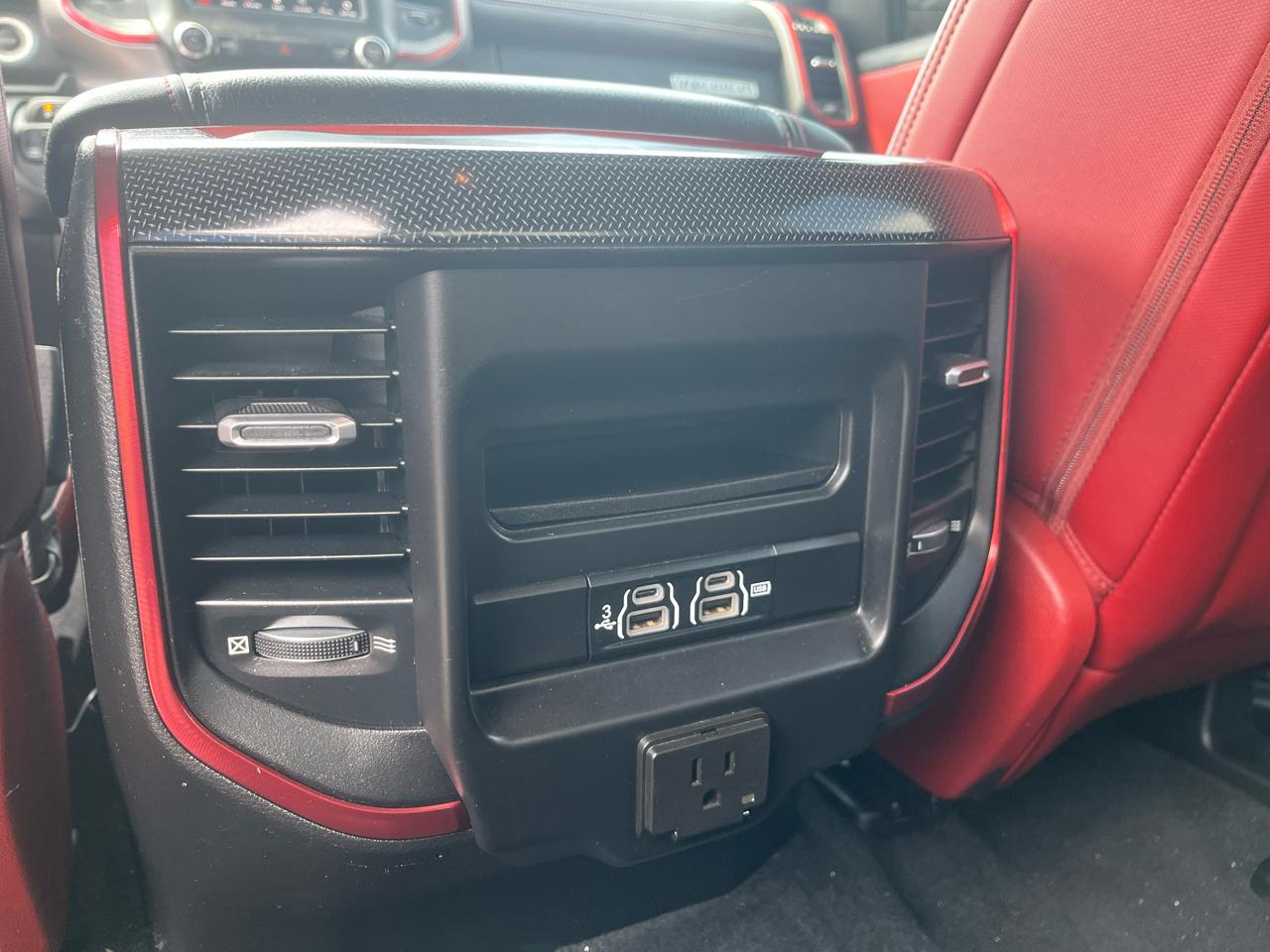RAM 1500 Rebel 4x4 Crew Cab 5'7" Box 2019