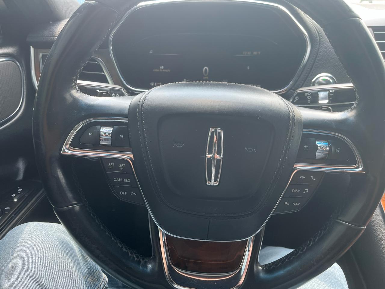 Lincoln Continental Select FWD 2017