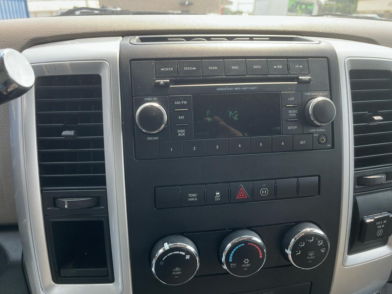 RAM 1500 2WD Crew Cab 140.5" Big Horn 2012