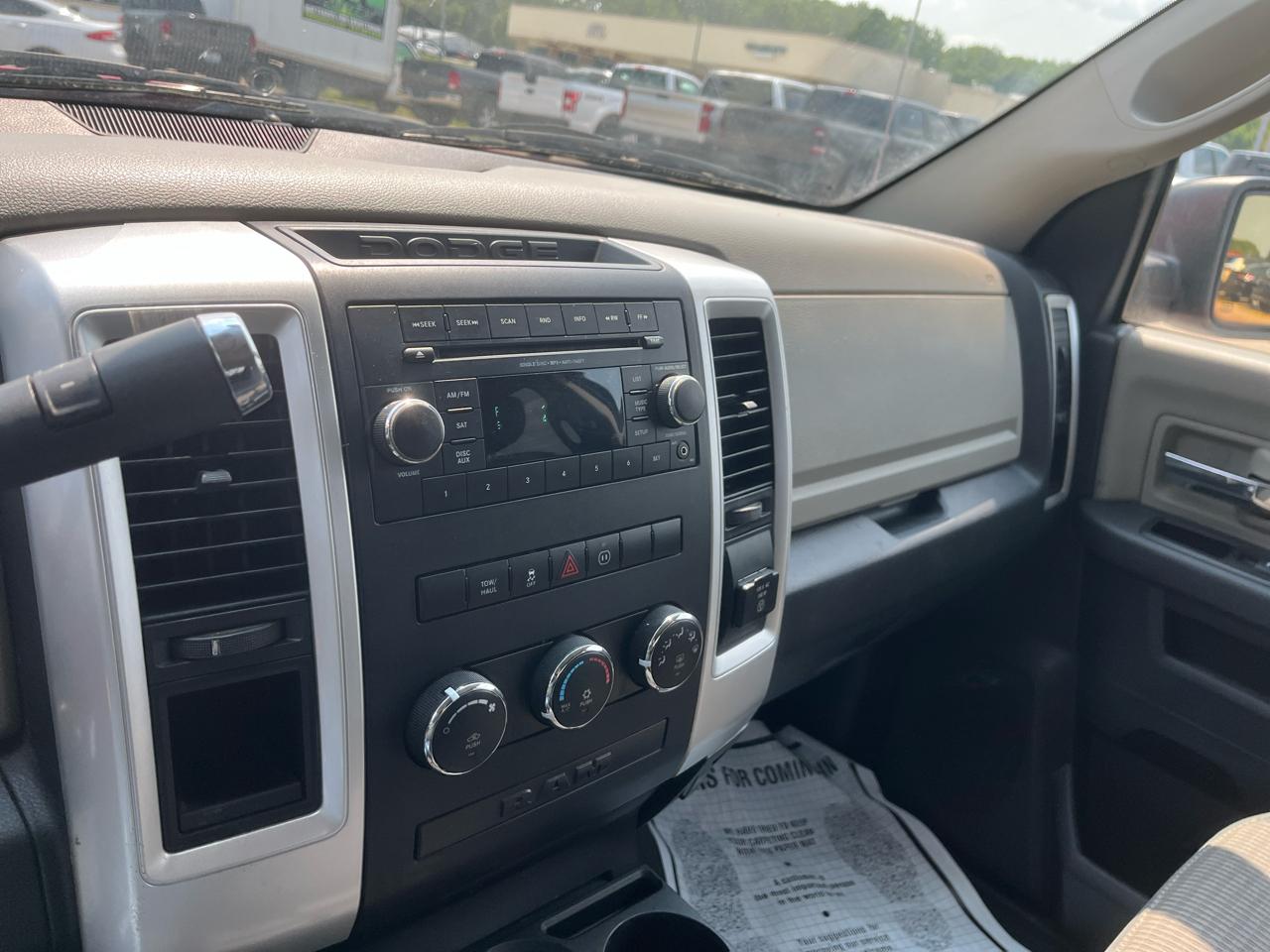 RAM 1500 2WD Crew Cab 140.5" Big Horn 2012