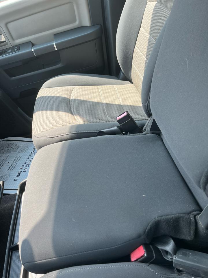 RAM 1500 2WD Crew Cab 140.5" Big Horn 2012