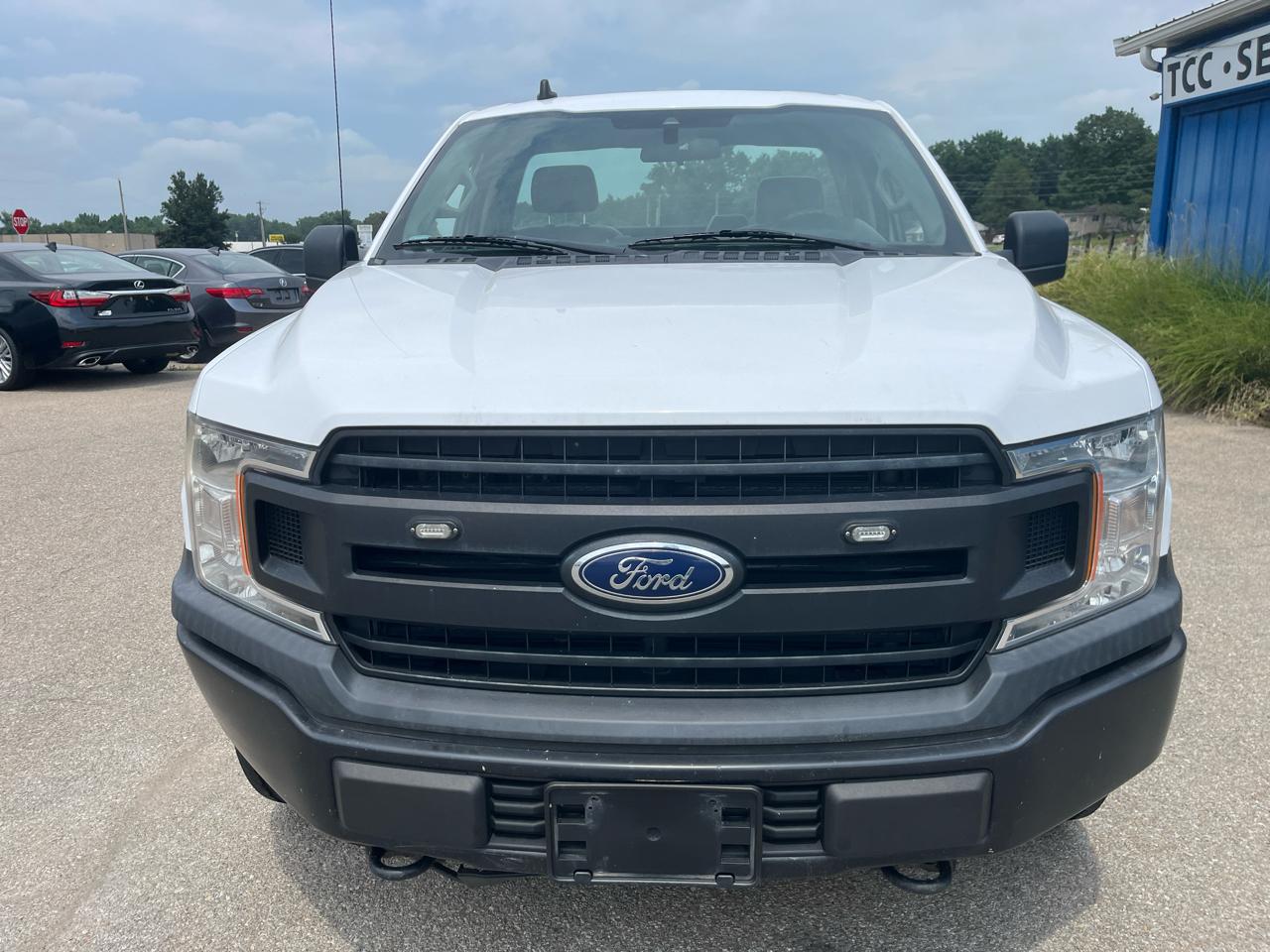 Ford F-150 XLT 4WD Reg Cab 8' Box 2020