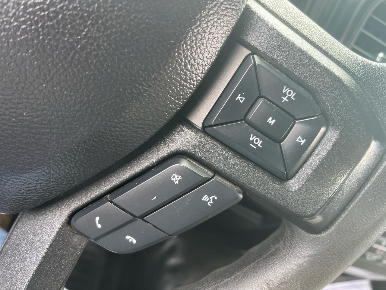 Ford F-150 XLT 4WD Reg Cab 8' Box 2020