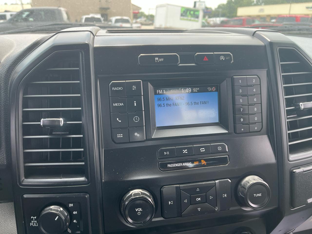 Ford F-150 XLT 4WD Reg Cab 8' Box 2020
