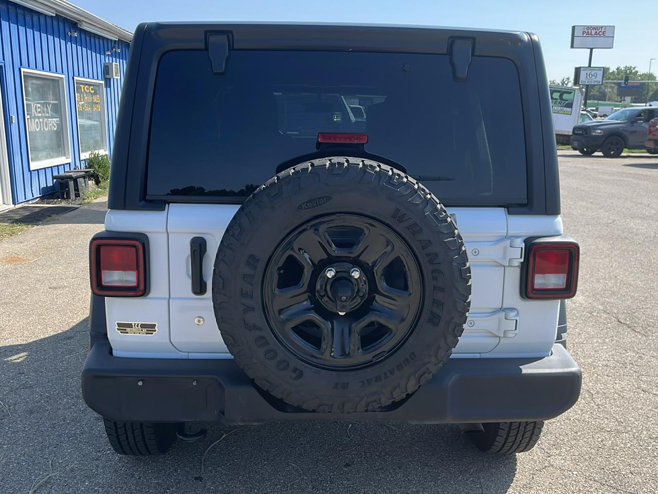 Jeep Wrangler Unlimited Sport 4x4 2021