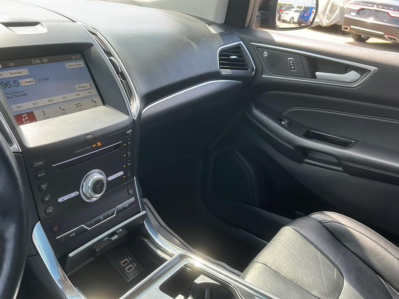 Ford Edge Titanium FWD 2019