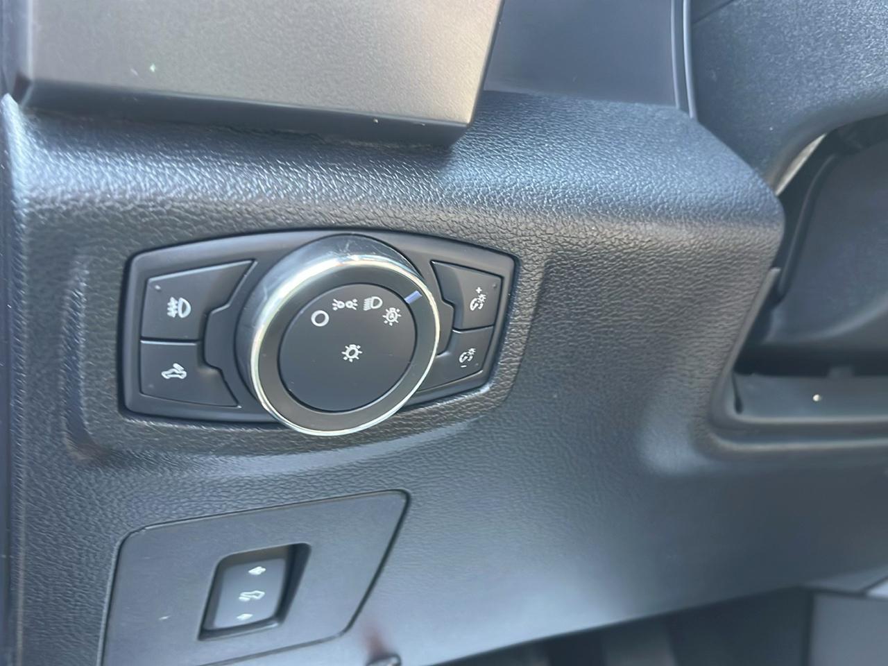 Ford F-150 4WD SuperCrew 157" FX4 2016