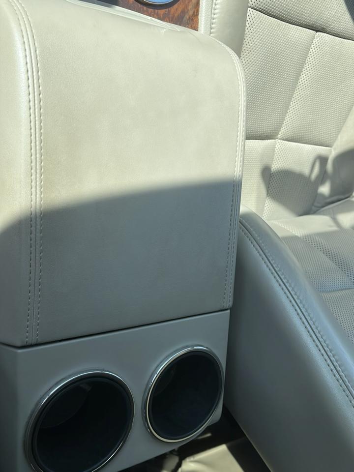 Lincoln Navigator 4WD 4dr 2013