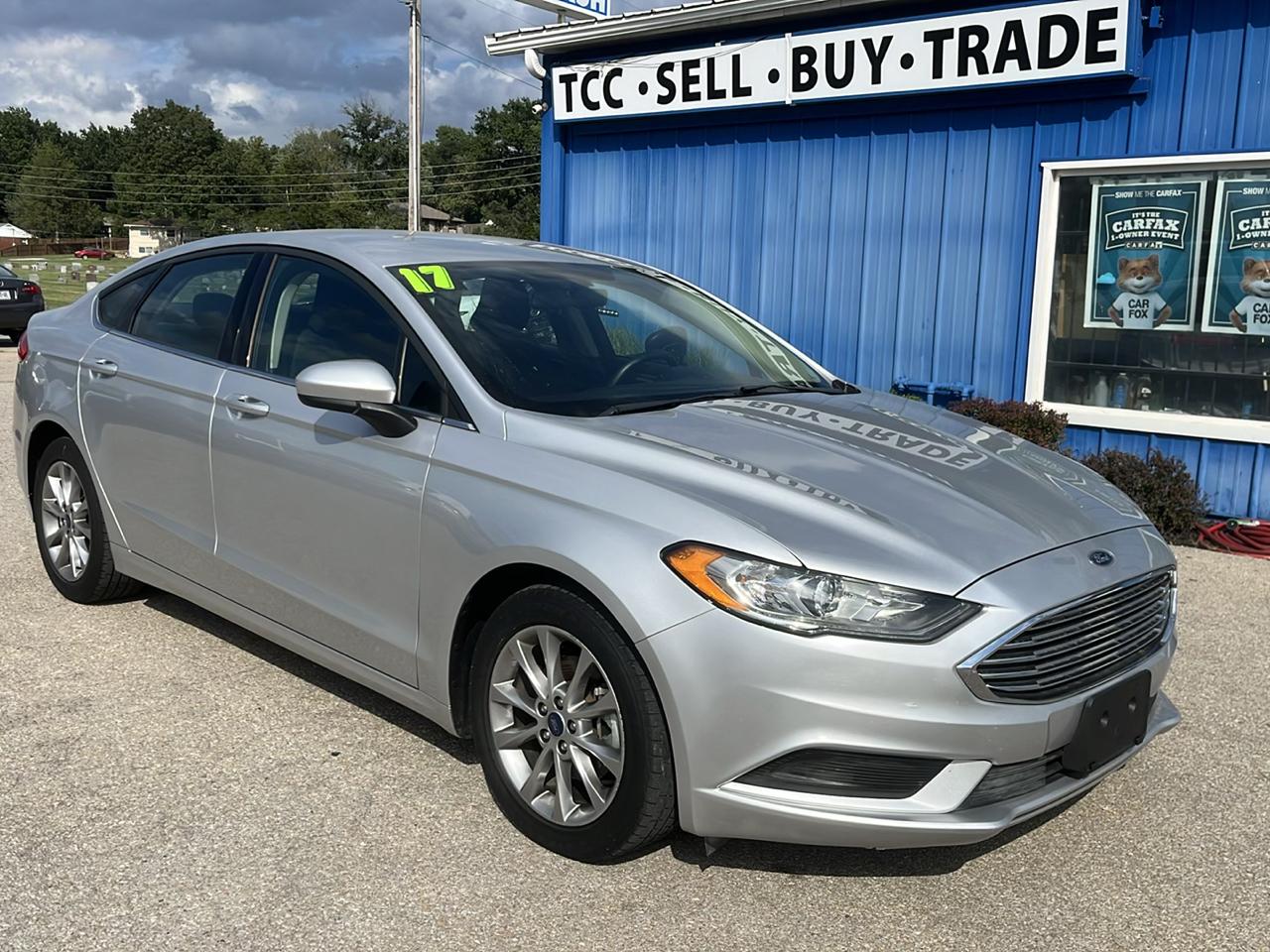 Ford Fusion SE FWD 2017