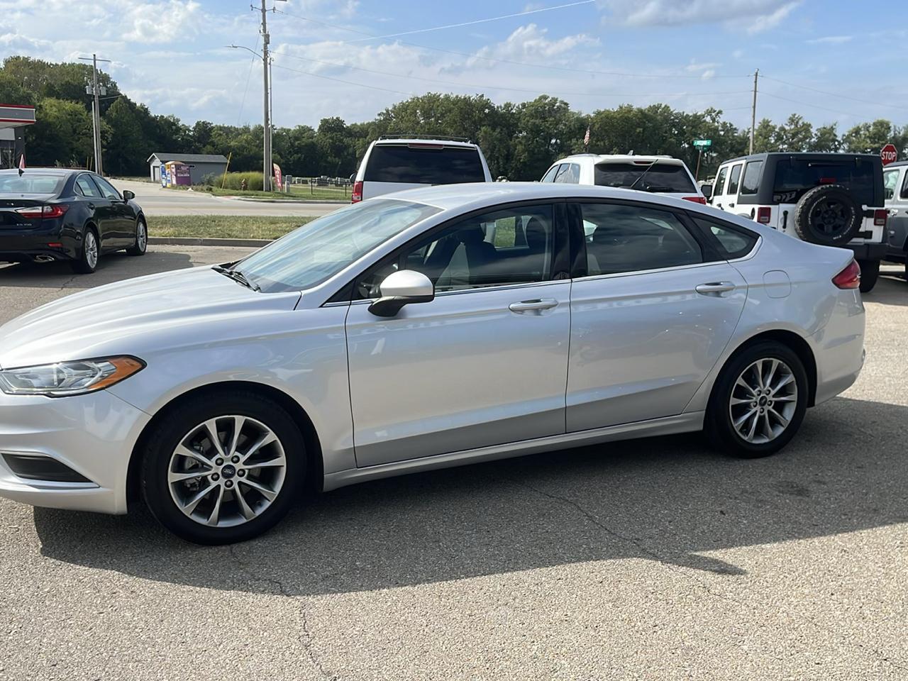 Ford Fusion SE FWD 2017