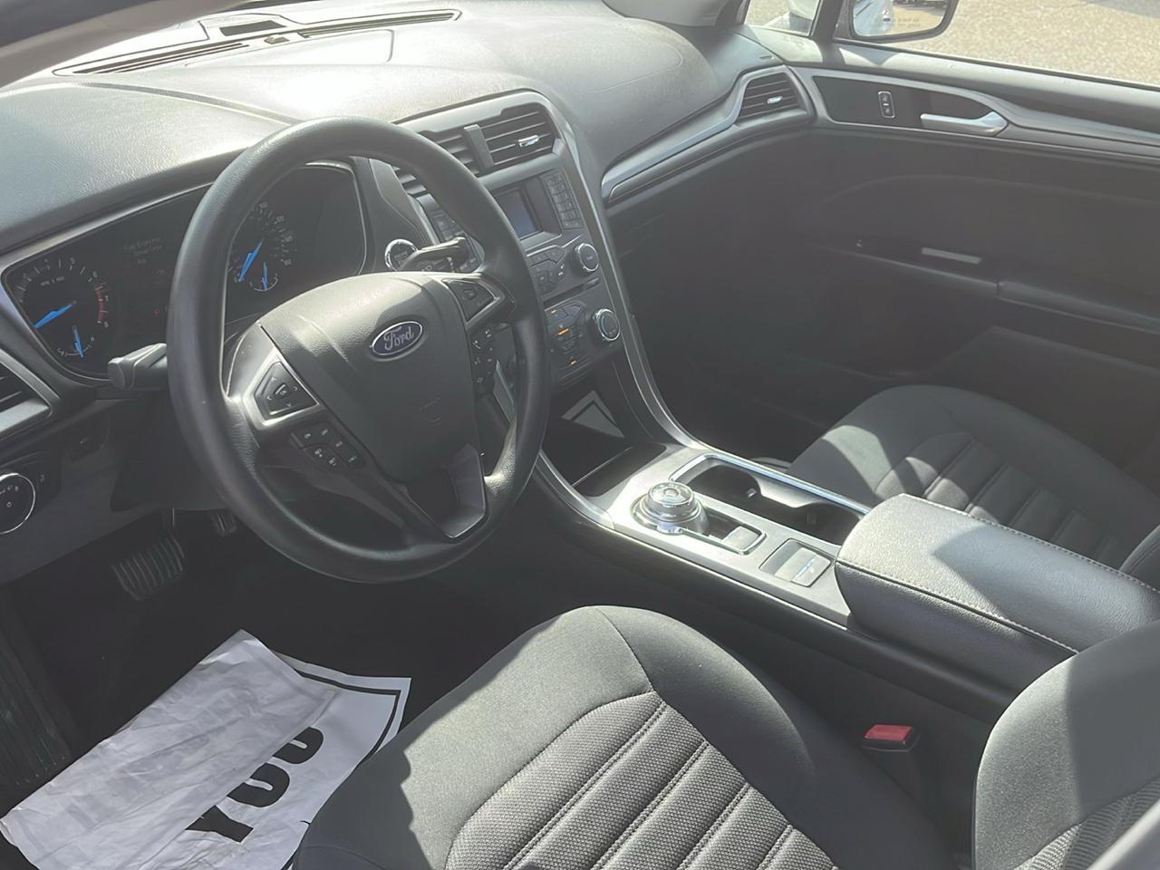 Ford Fusion SE FWD 2017