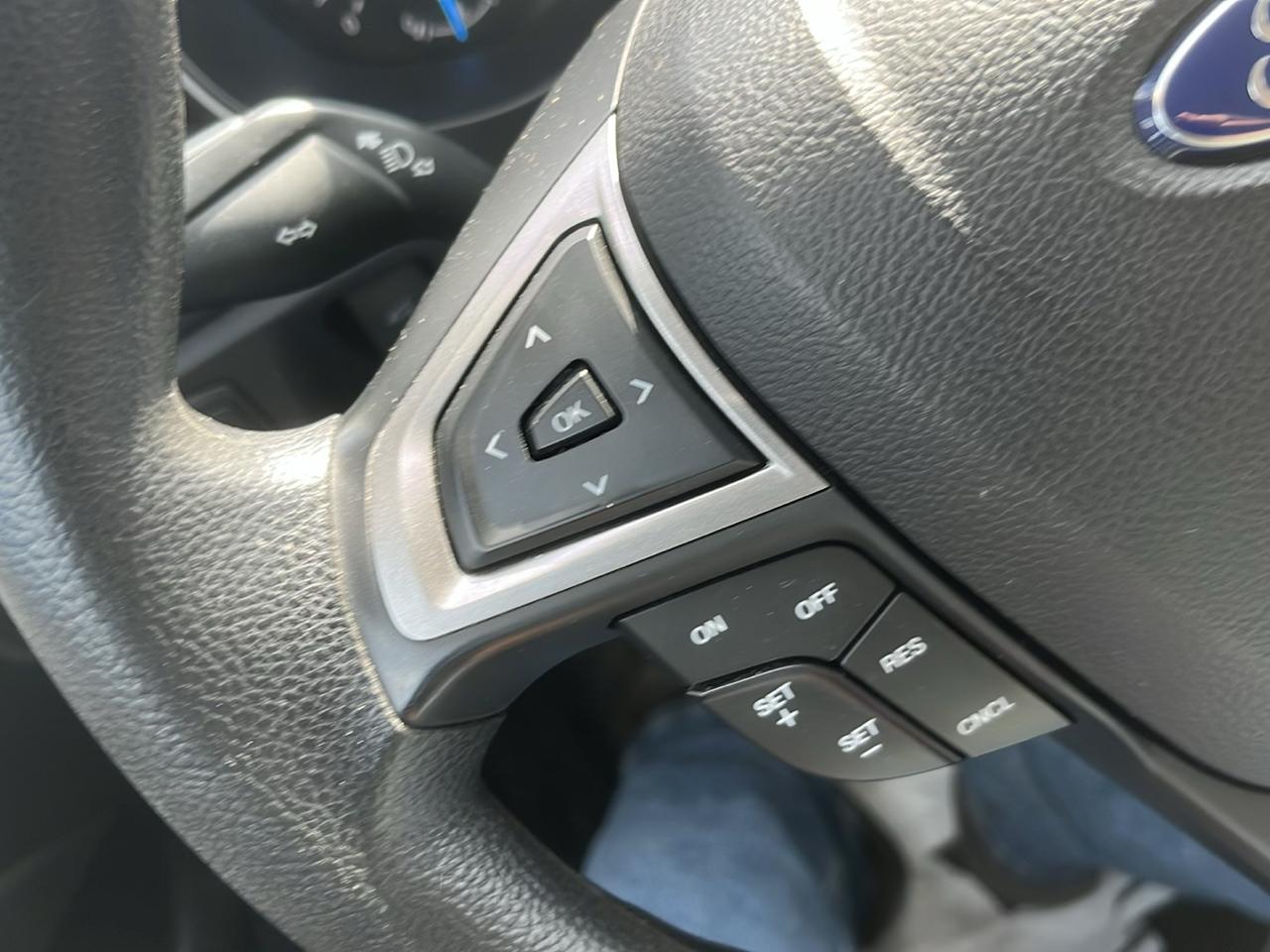 Ford Fusion SE FWD 2017