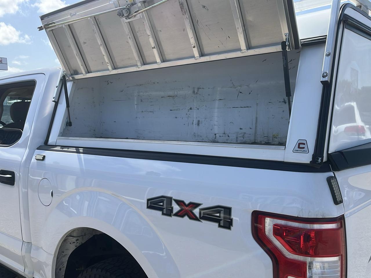 Ford F-150 4WD SuperCrew 139" XLT 2020