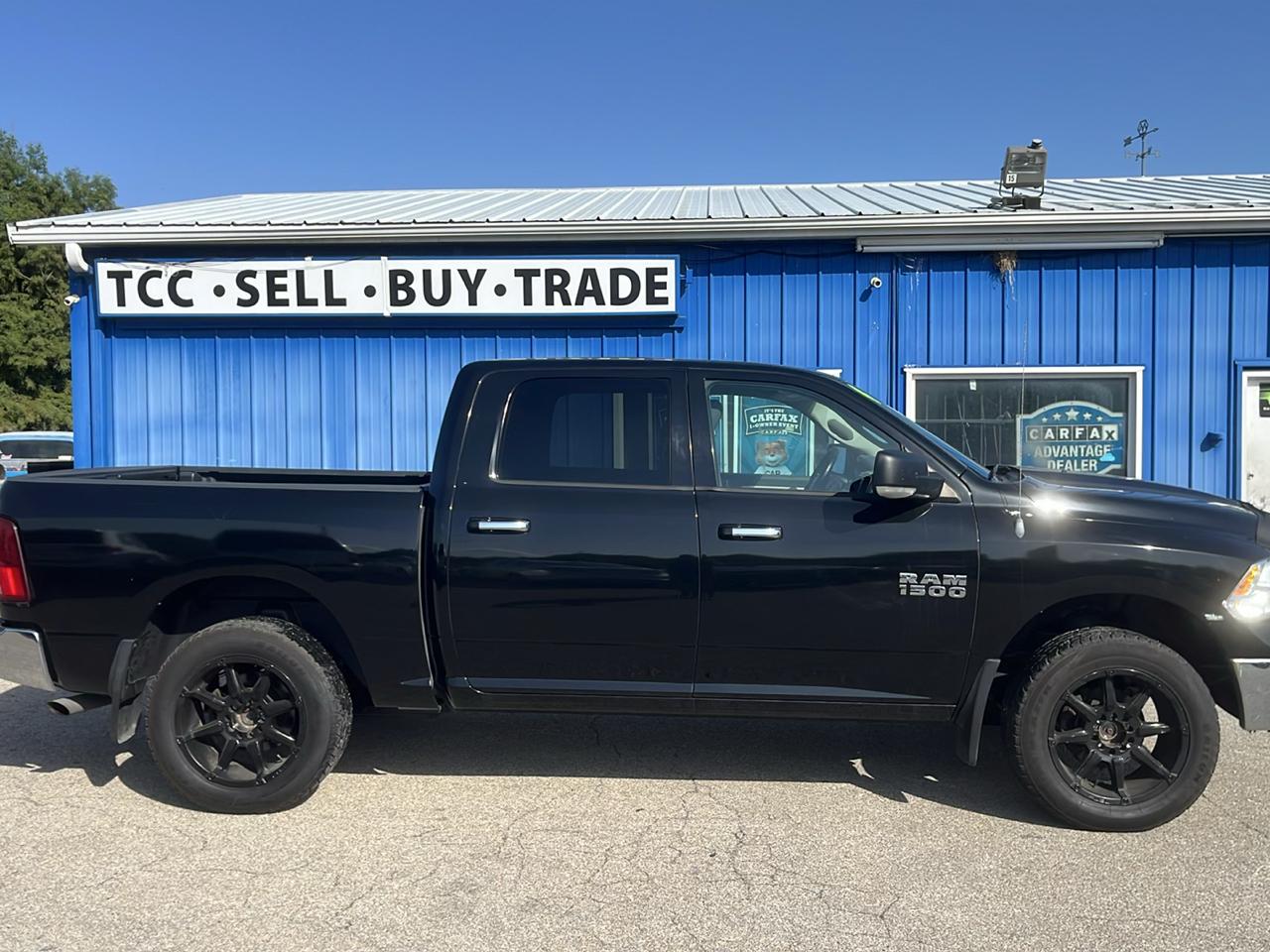 RAM 1500 4WD Crew Cab 140.5" SLT 2014