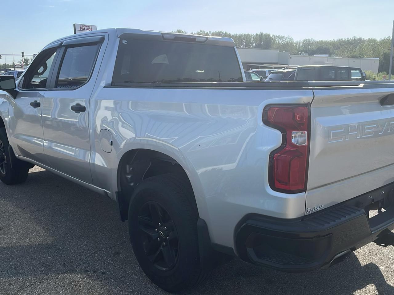 Chevrolet Silverado 1500 4WD Crew Cab 147" Custom Trail Boss 2019