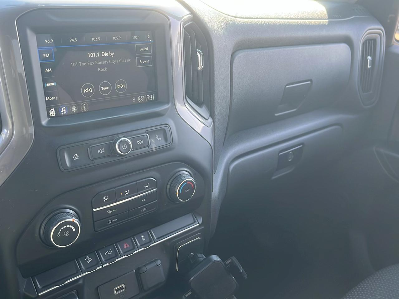 Chevrolet Silverado 1500 4WD Crew Cab 147" Custom Trail Boss 2019