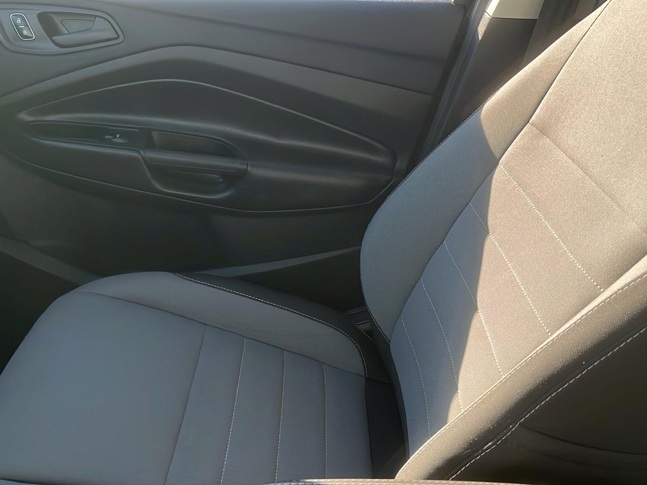 Ford Escape S FWD 2017