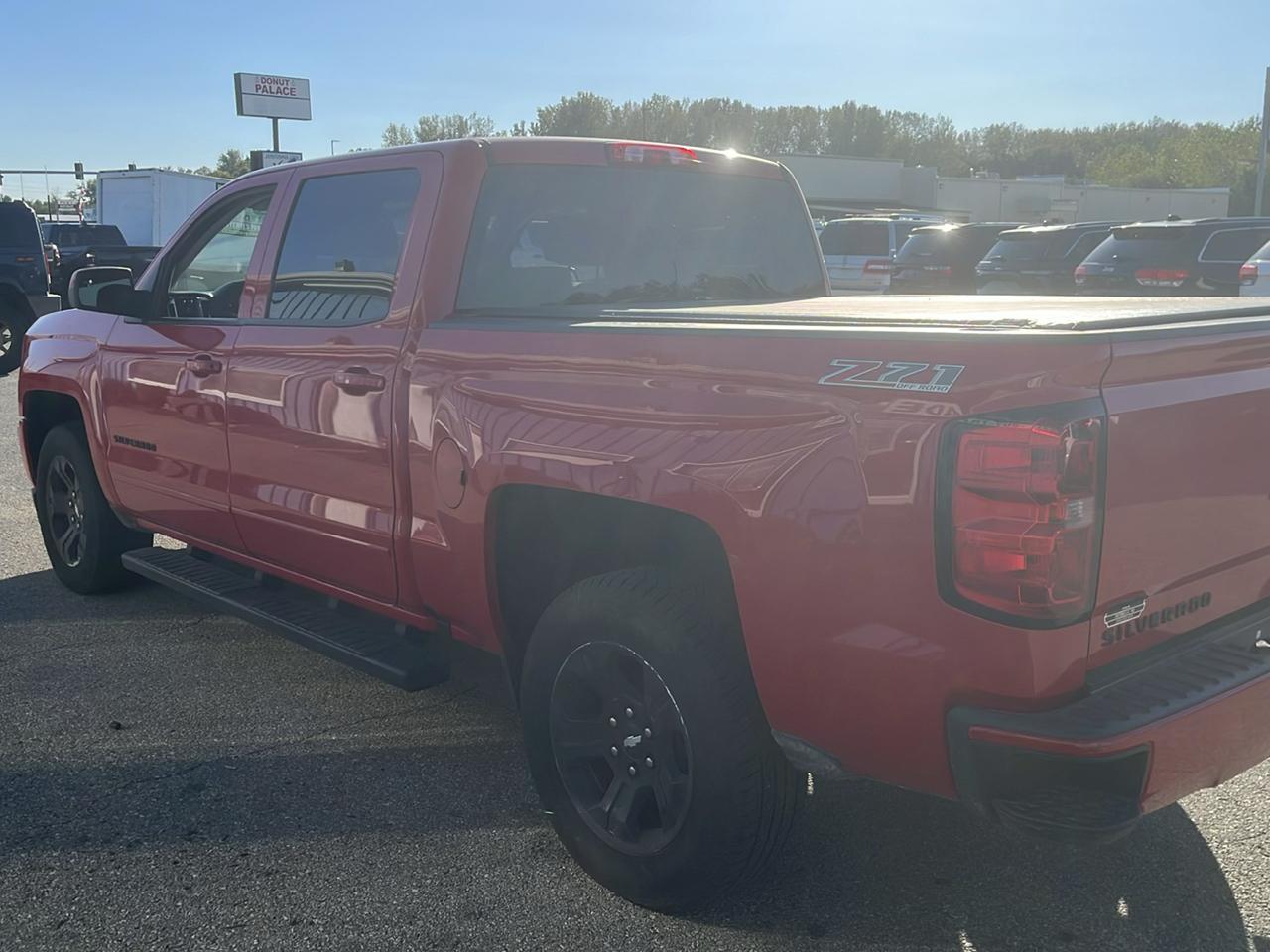 Chevrolet Silverado 1500 4WD Crew Cab 143.5" LT w/2LT 2016
