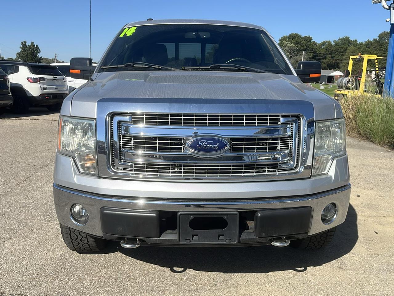 Ford F-150 4WD SuperCrew 145" XLT 2014