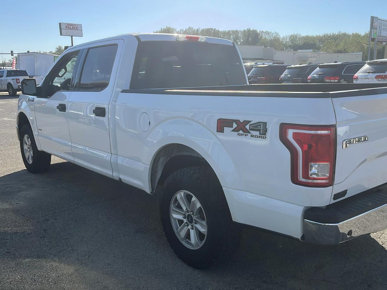 Ford F-150 4WD SuperCrew 145" XLT 2016