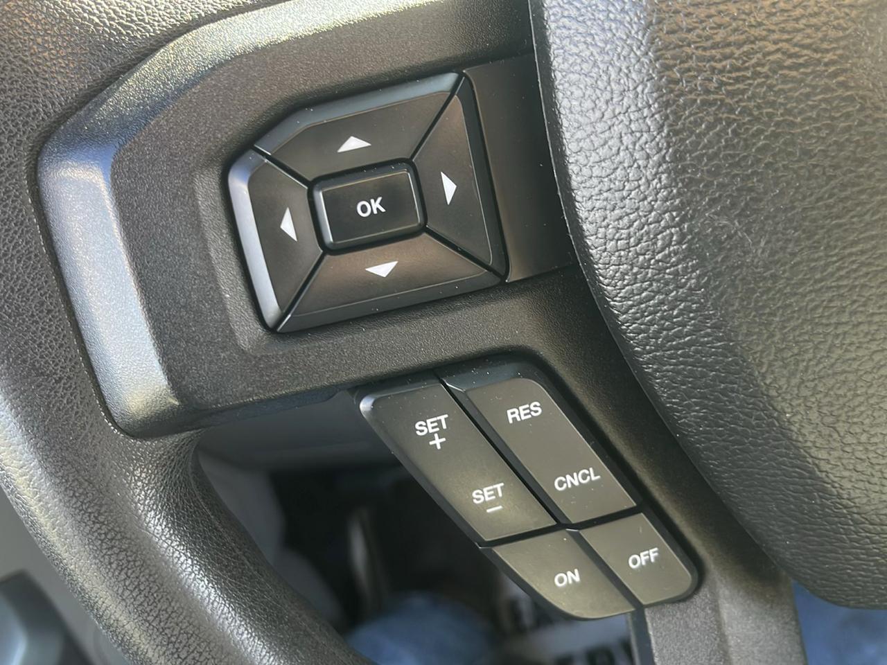 Ford F-150 4WD SuperCrew 145" XLT 2016