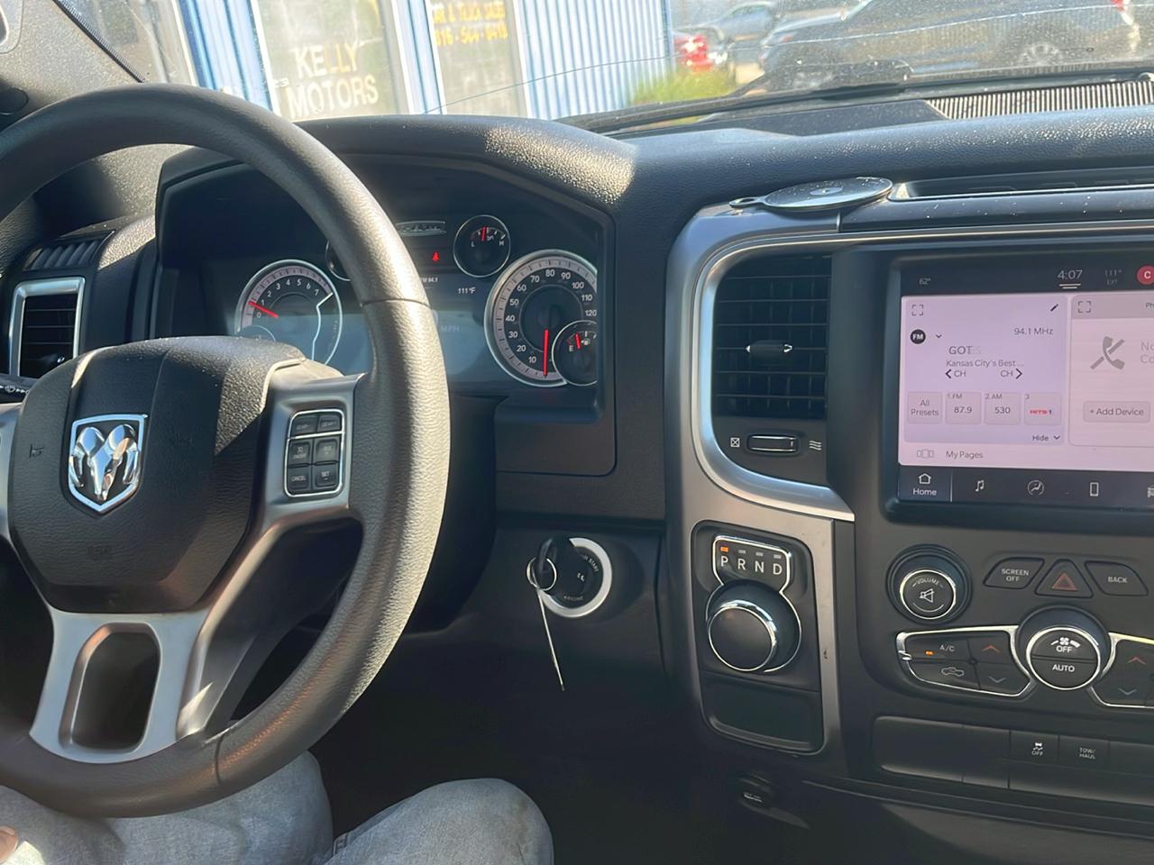 RAM 1500 Classic Warlock 4x2 Quad Cab 6'4" Box 2022