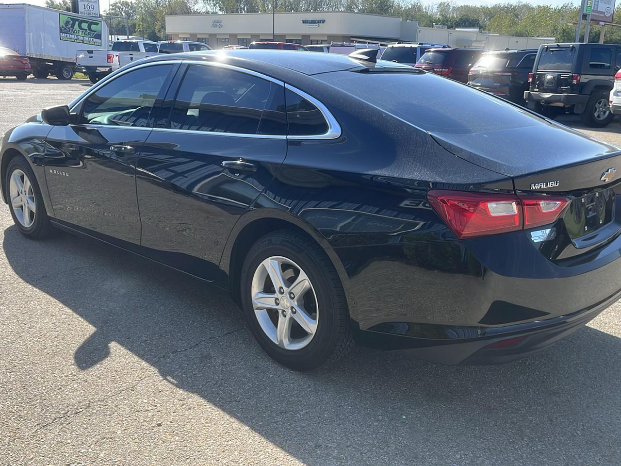 Chevrolet Malibu 4dr Sdn LS w/1LS 2020