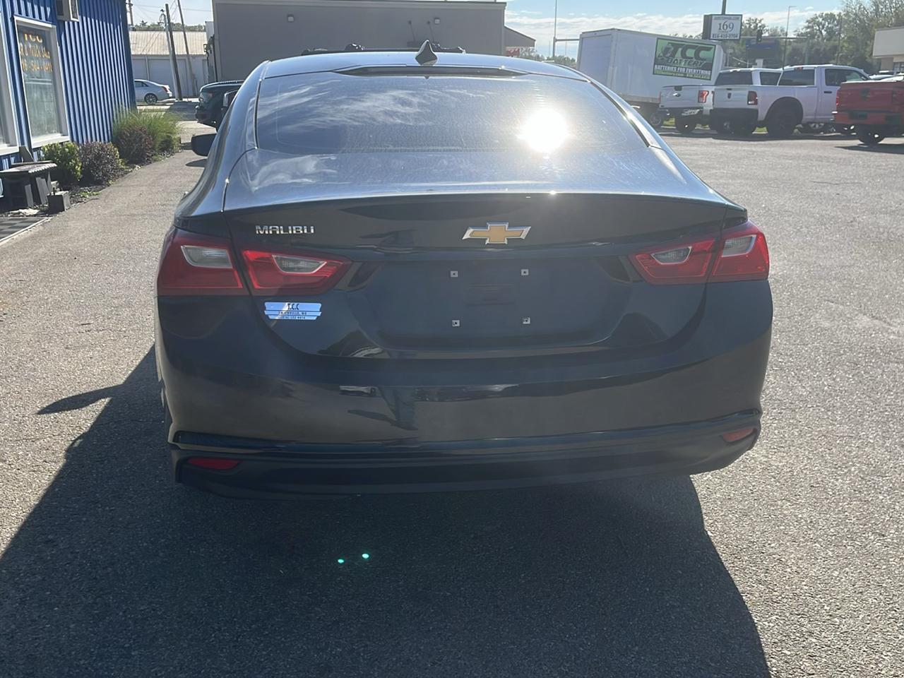 Chevrolet Malibu 4dr Sdn LS w/1LS 2020