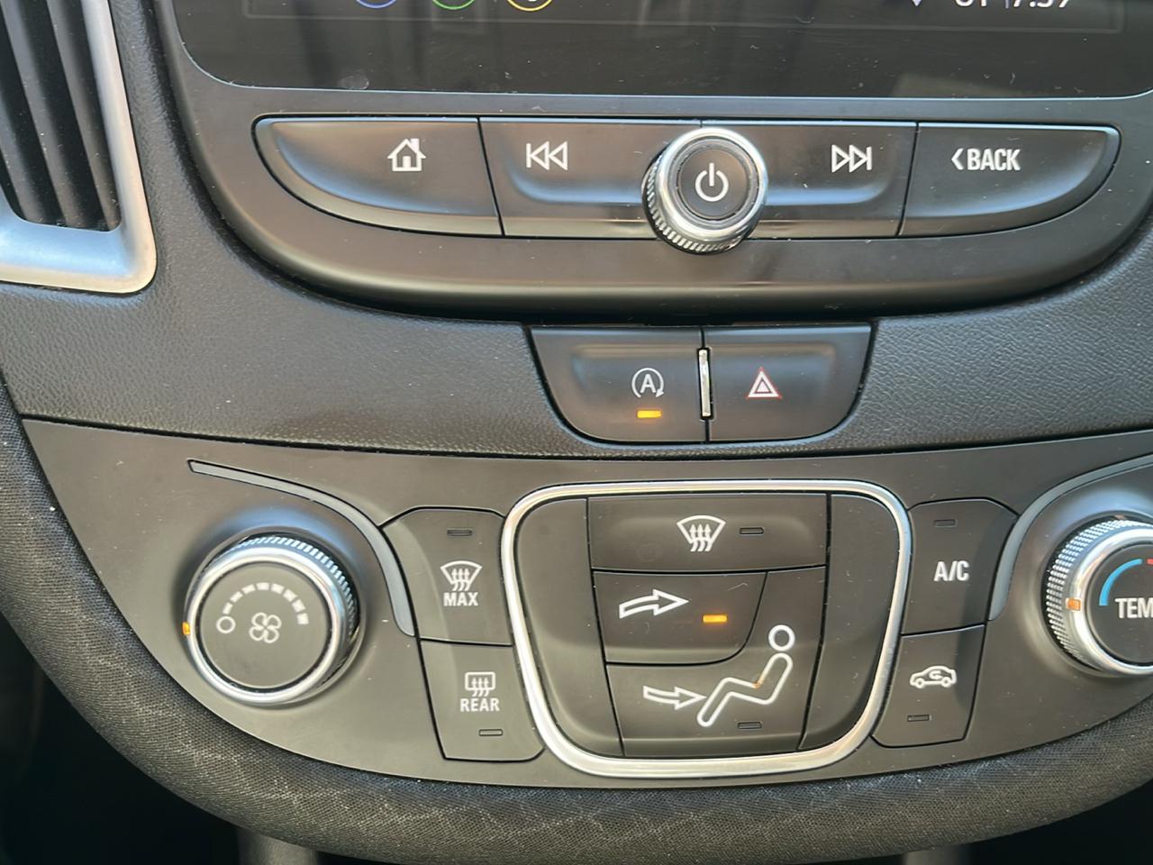Chevrolet Malibu 4dr Sdn LS w/1LS 2020